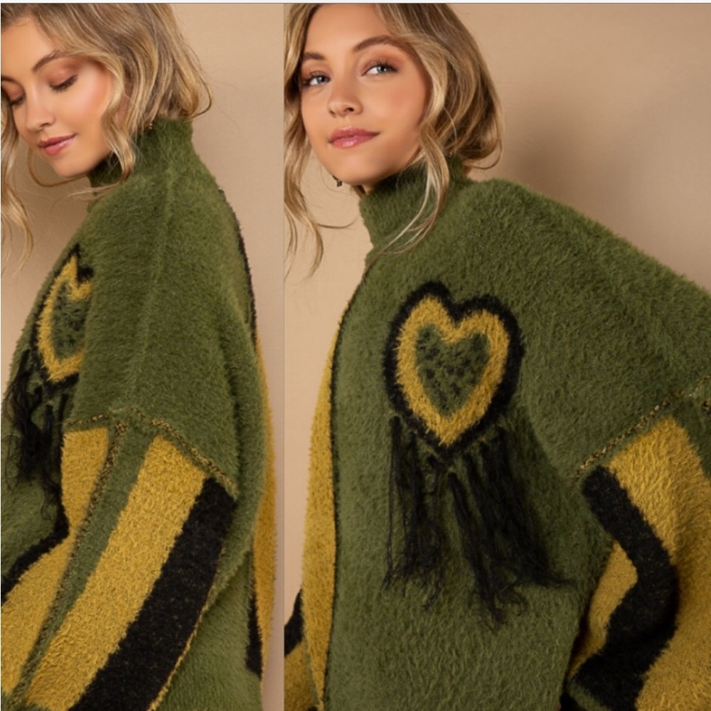 POL Green and Black Color Block Cowl Turtleneck Sweater. Oversized fit (Mohair) - Picture 4 of 6